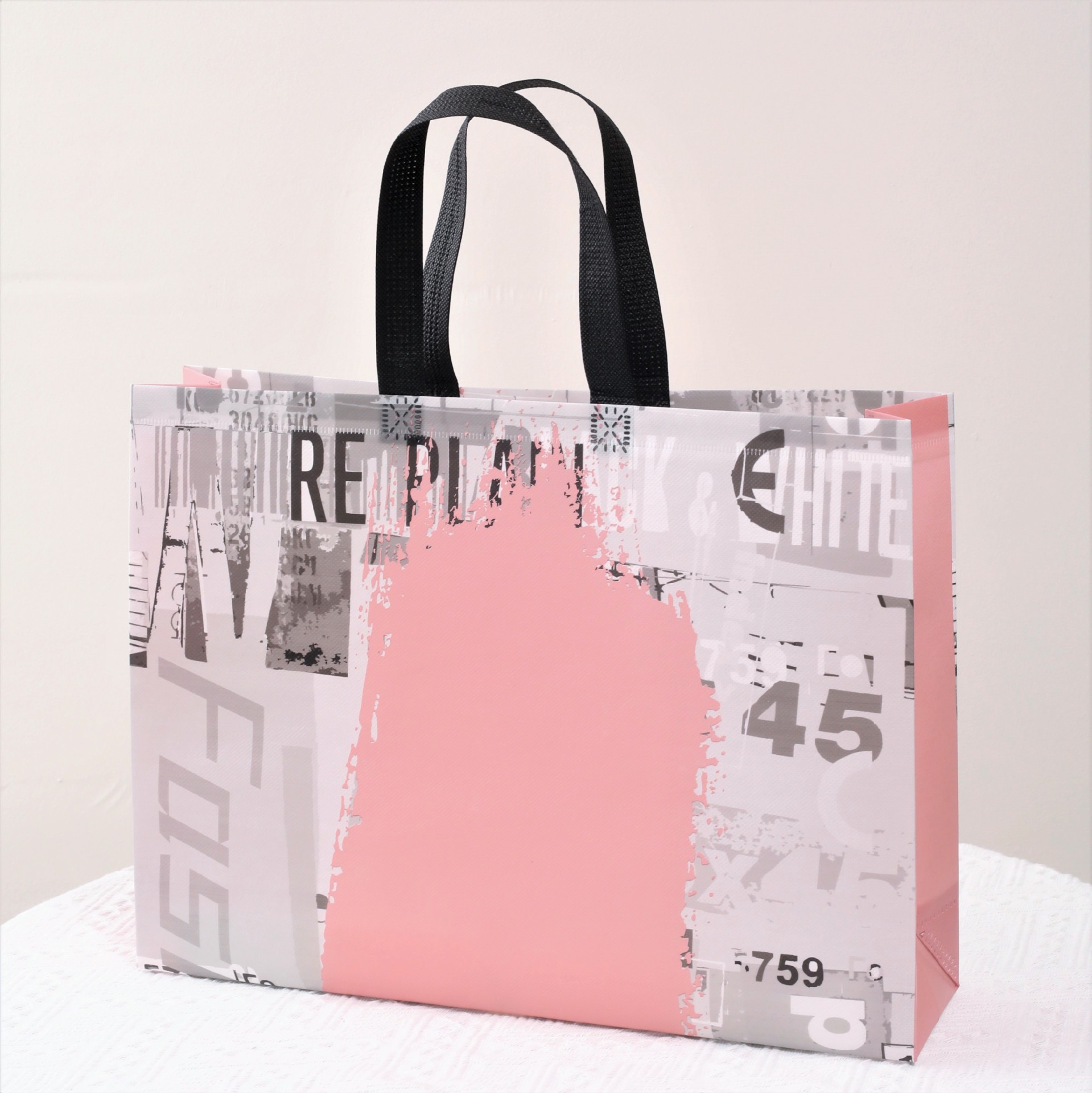 Souvenir/Gift Bag Souvenir/Gift Bag - Image 2